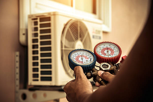 Professional Hvac technician working in Singers Glen, VA